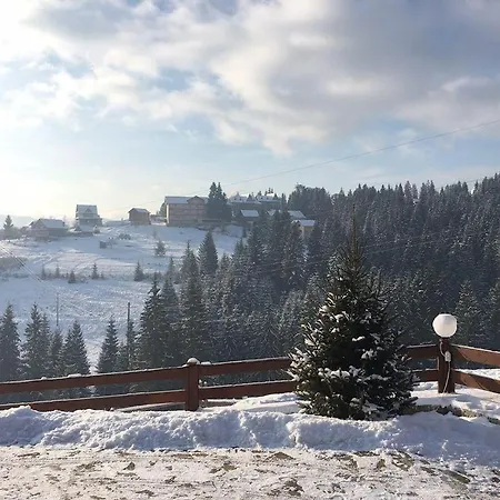 Villa_vovkal Yablunytsia